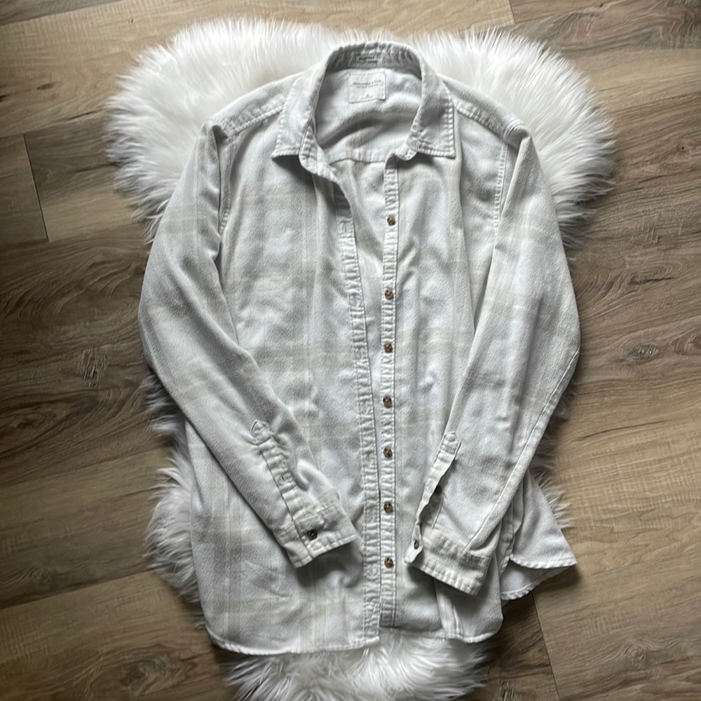 A&F Boyfriend plaid long sleeve top button down flannel